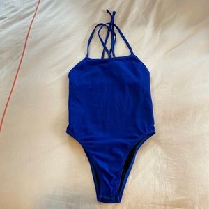 JOLYN Dayno 3 tieback